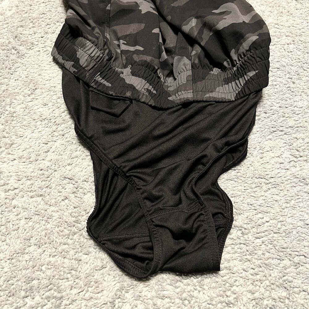 Athleta Short Womens 1X Plus  Printed Mesh Racer Run Short 4" Black Camo Lined - Picture 4 of 11